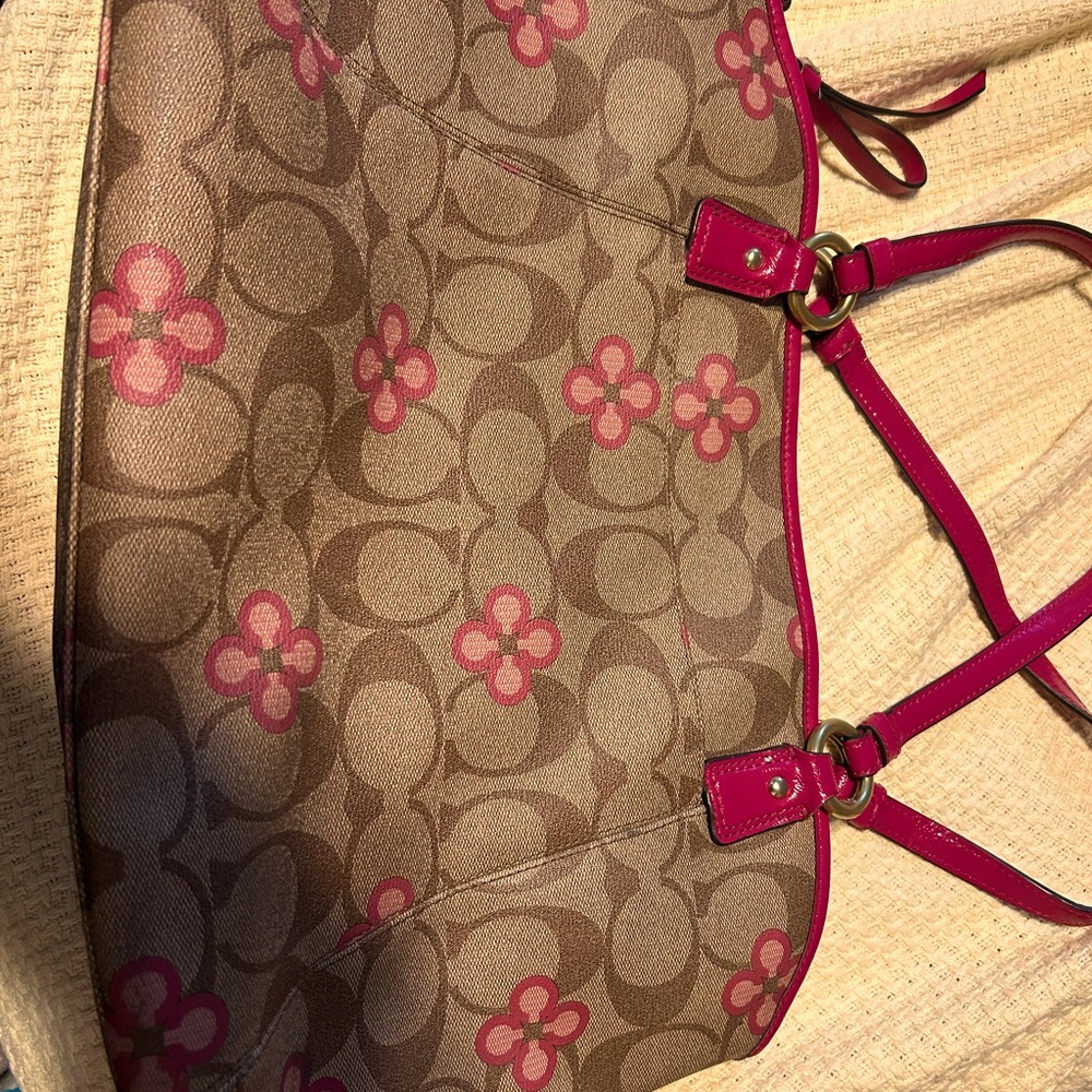 Coach hand/shoulder purse and matching wallet.